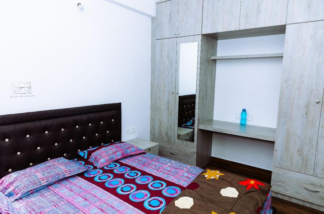 Rvr Abode -Private Rooms Bangalore Extérieur photo