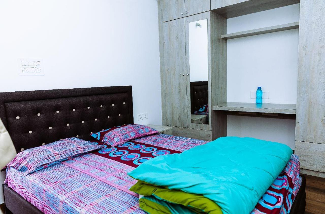 Rvr Abode -Private Rooms Bangalore Extérieur photo