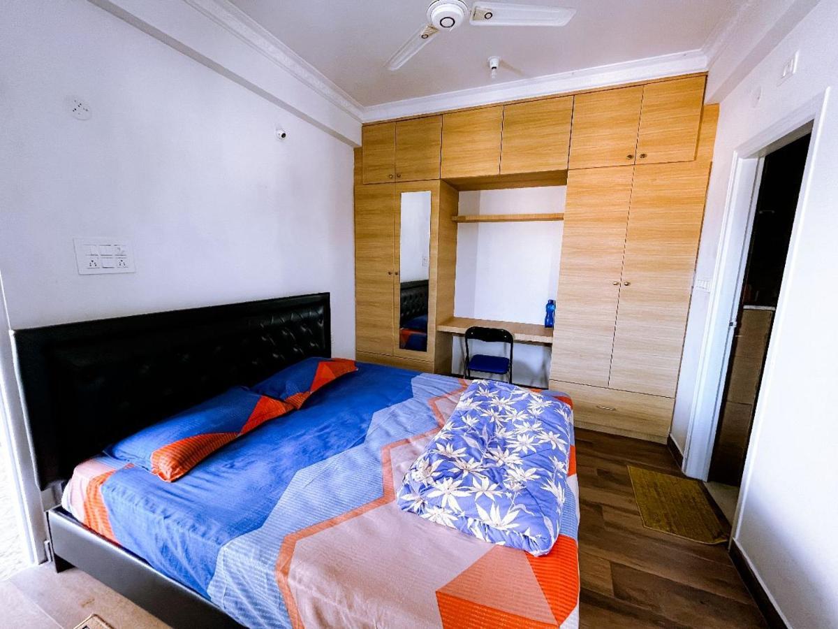 Rvr Abode -Private Rooms Bangalore Extérieur photo