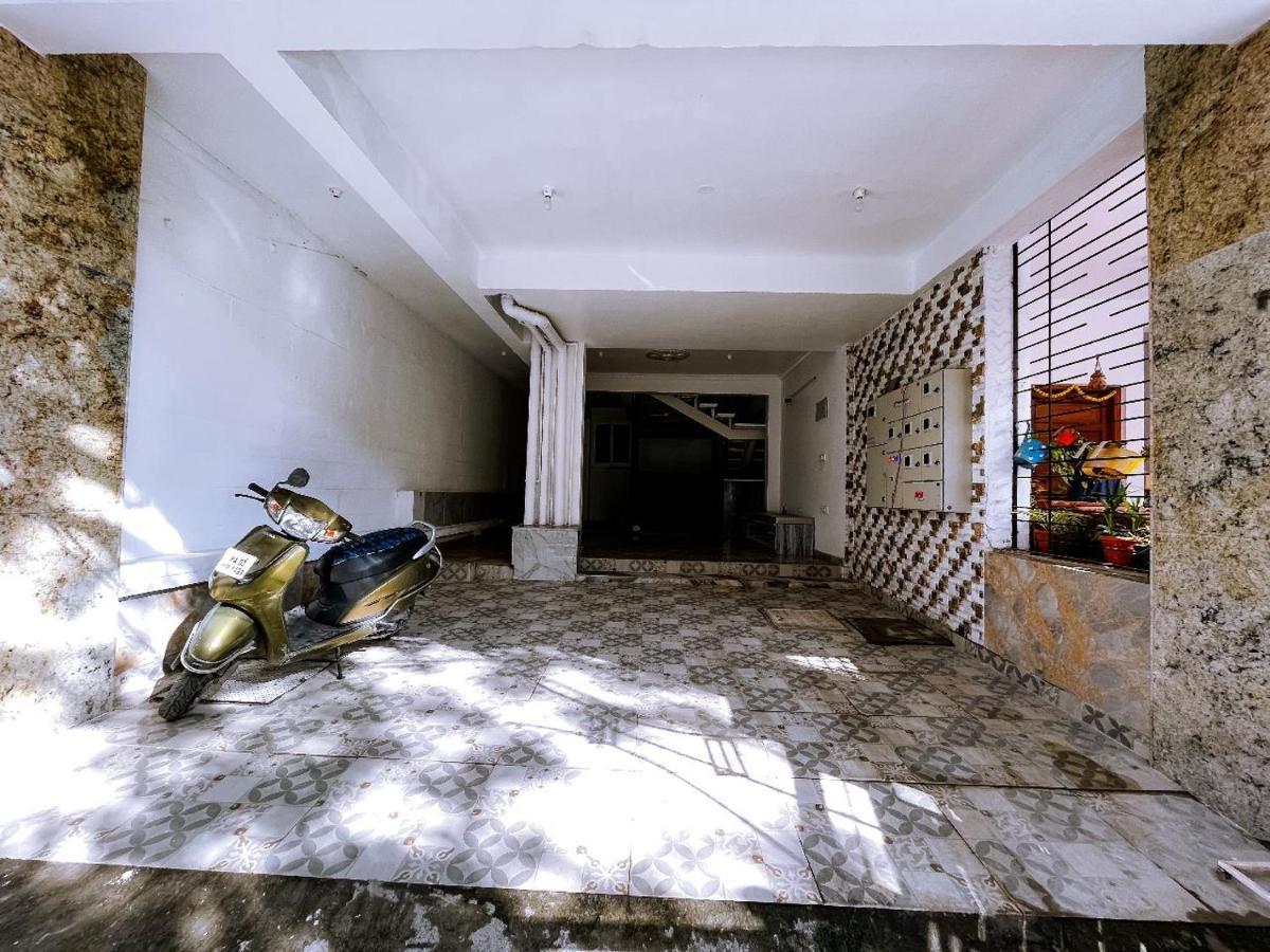 Rvr Abode -Private Rooms Bangalore Extérieur photo